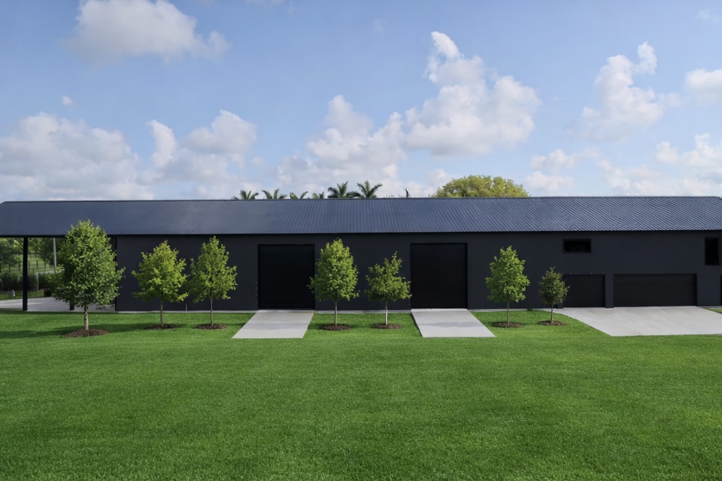 185X50 Custom Barn. Enclosed