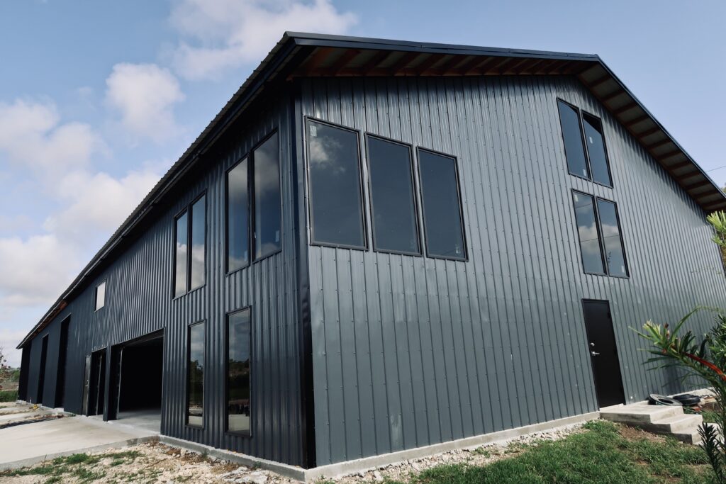 185X50 Custom Barn. Enclosed